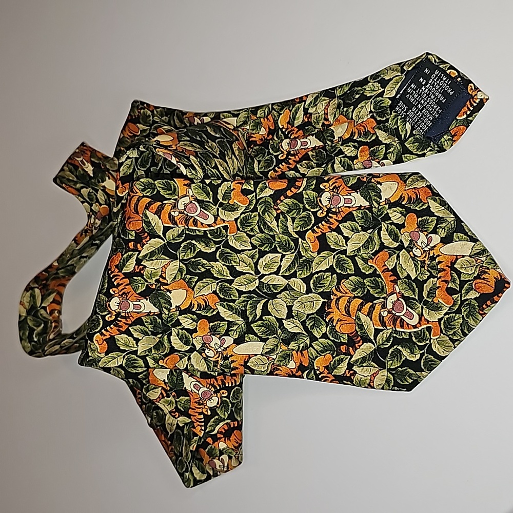 Disney Tigger silk tie